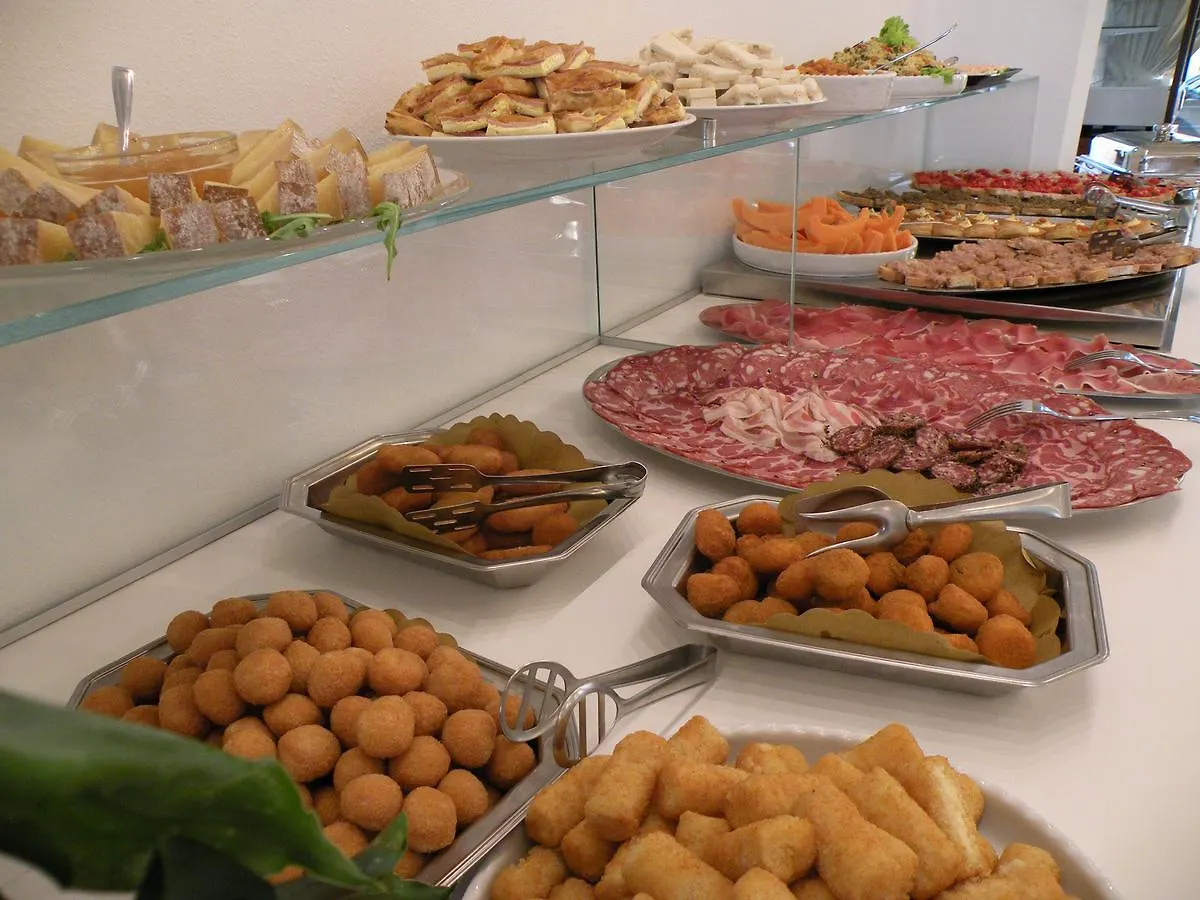 Hotel Parrini Follonica 3*,