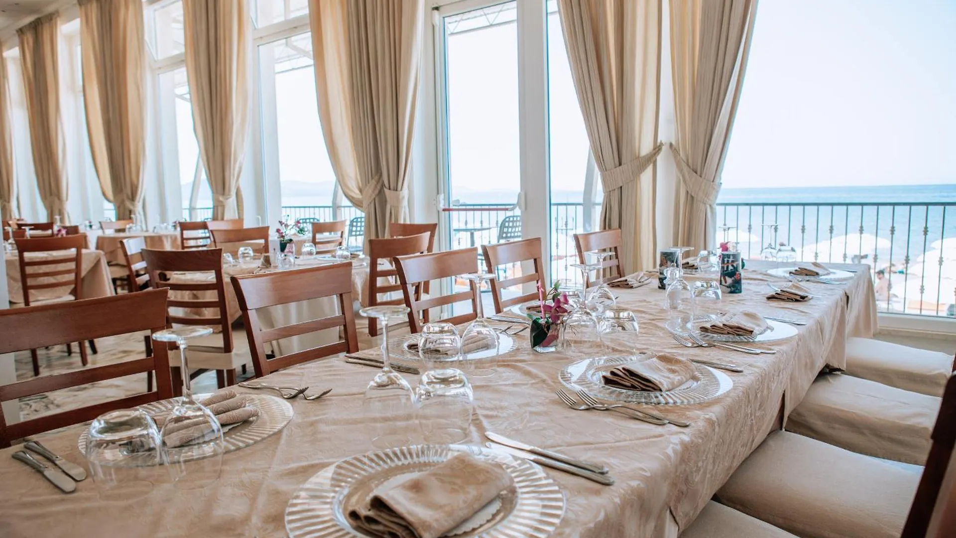 ***  Hotel Parrini Follonica İtalya